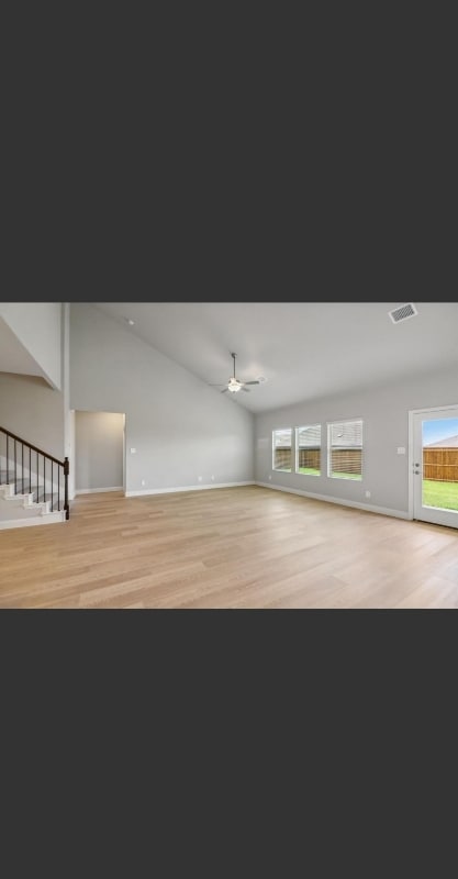 Photo - 811 Martell Rd