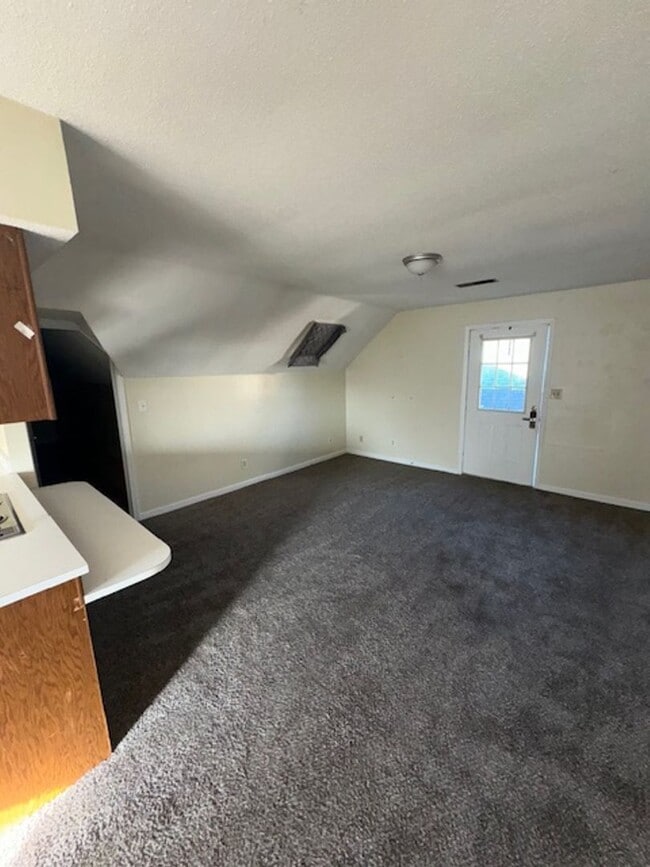 500 E Franklin St Unit C