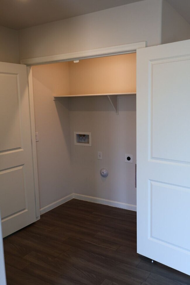 4 bed 2 bath! Non HOA home! Rental House Rental in Arizona City, AZ