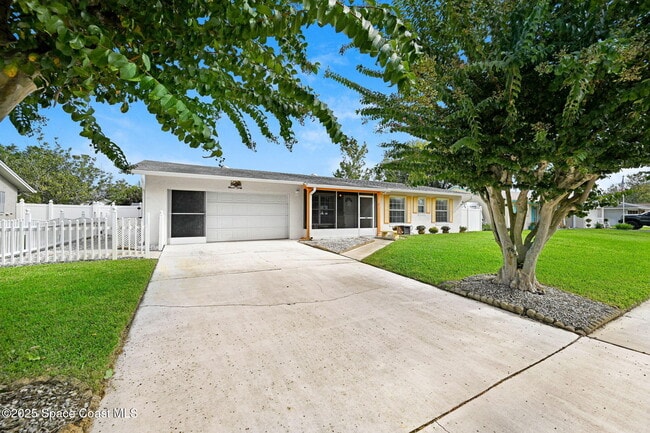 Photo - 1160 La Brea Ave