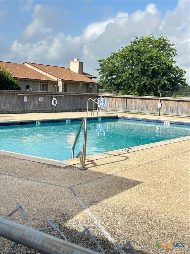 Photo - 1051 Country Club Dr Unit 28