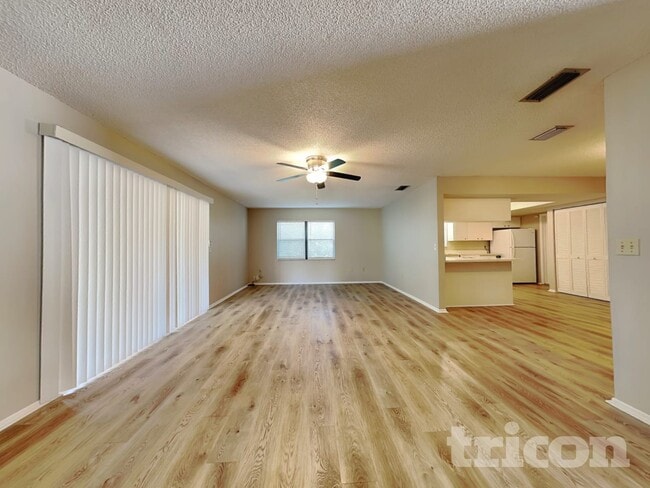 Photo - 4918 Ithaca Ln