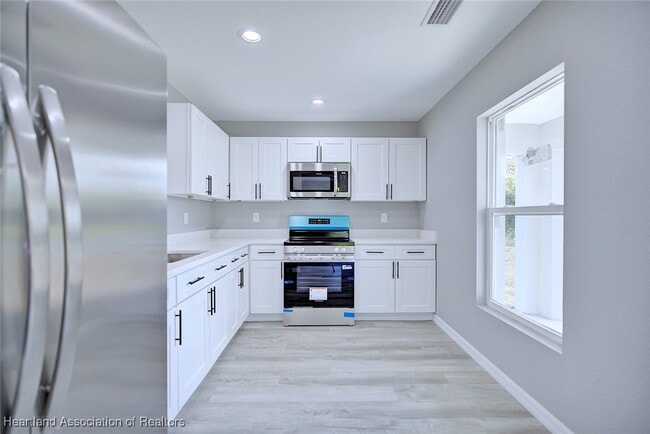 Photo - 275 Cumquat Rd NW