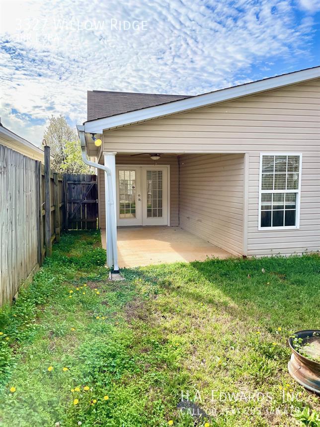 Photo - 3327 Willow Ridge Ln