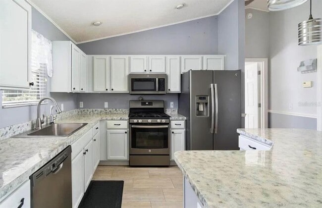 Photo - 104 Cherry Blossom Ln