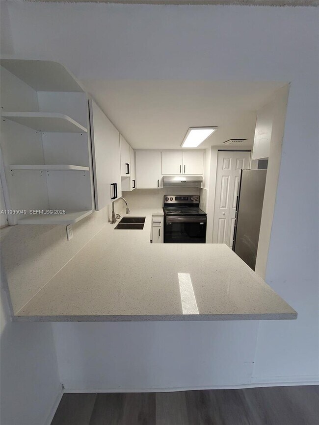 Photo - 1624 NE 151st St