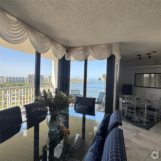 Building Photo - 4000 Towerside Terrace Unit 2107 Rental