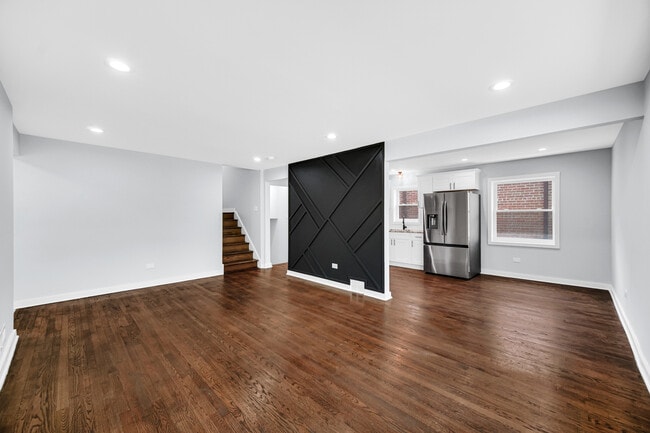 Photo - 15041 Irving Ave