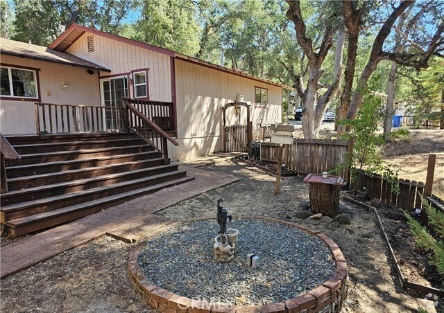 Building Photo - 5532 Pine Ave Rental
