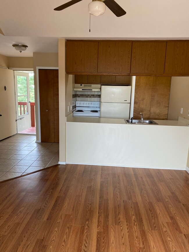 Photo - 31867 Nardelli Ln Unit 0