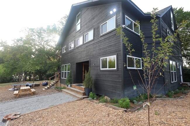 Photo - 6868 County Rd 889