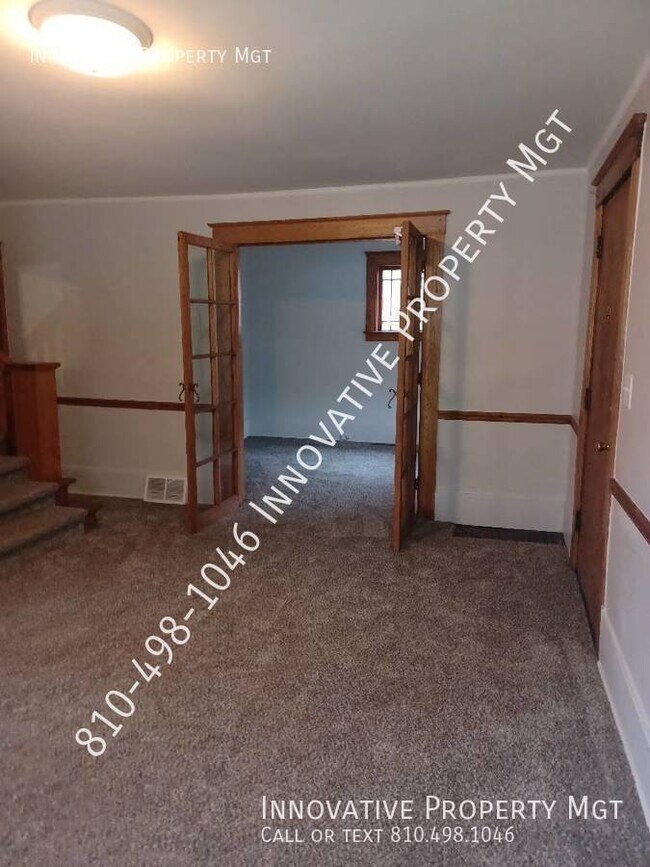 Photo - 325 N State Rd