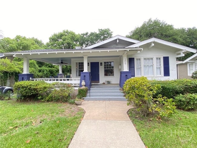 Photo - 209 Kinzie Ave House