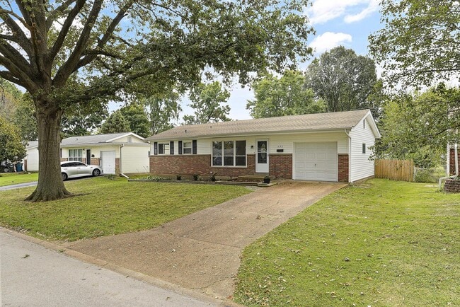 Photo - 532 Holiday Ave