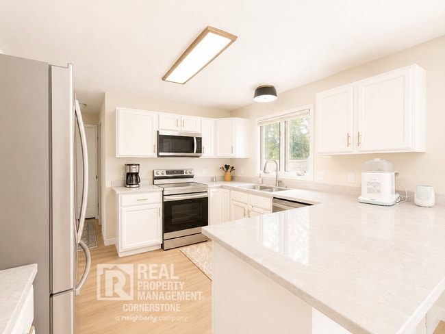 Photo - Spacious 4BD Home in Orchard Meadows | Finished Basement | Large Backyard