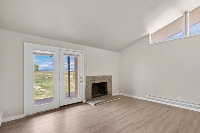 Photo - 667 E Clarion Dr Unit D