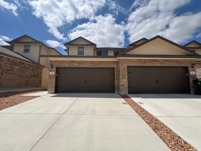 Photo - Luxury 3/2.5 2 Story Townhouse in NBTX