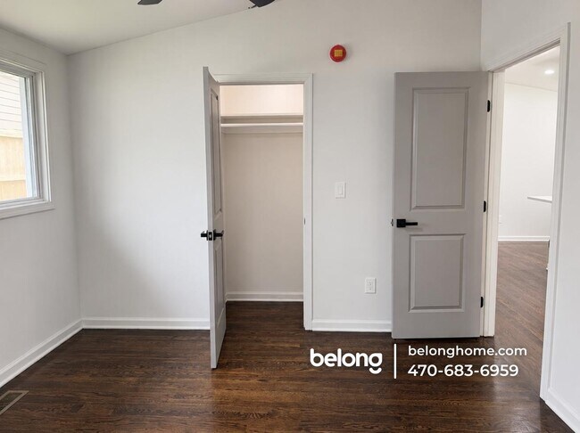 Photo - 1735 Alvarado Terrace SW