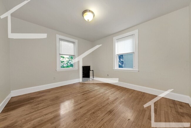 Photo - Charming 5 Bedroom-No Broker Fee