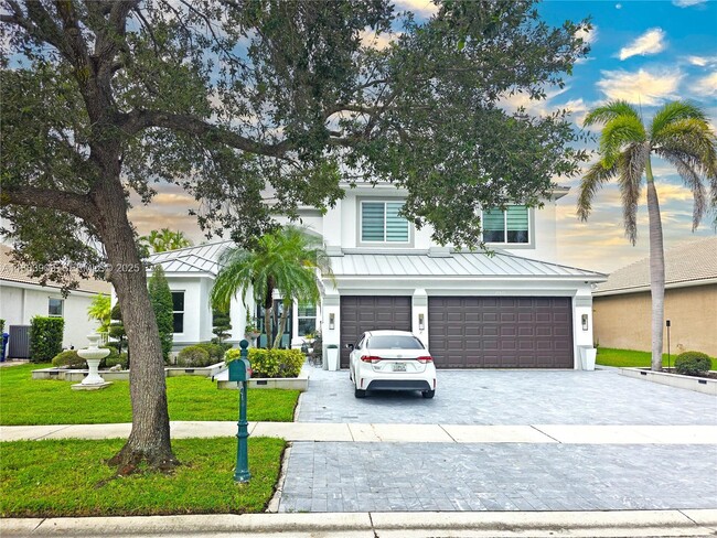 Building Photo - 18560 SW 44th St