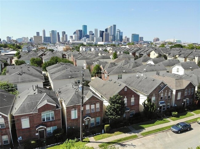 Photo - 1757 Aden Dr