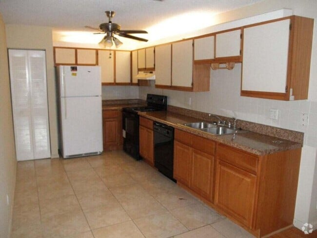 Building Photo - 3300 Jaywood Terrace Rental