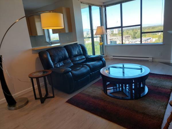 Living Room - 8180 Granville Av Unit 1603-8180 Granville Ave