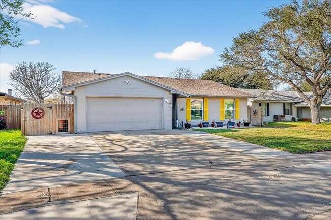 Building Photo - 1749 Dawn Breeze Dr