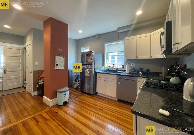Building Photo - 23 Berwick Rd Unit 23 Rental