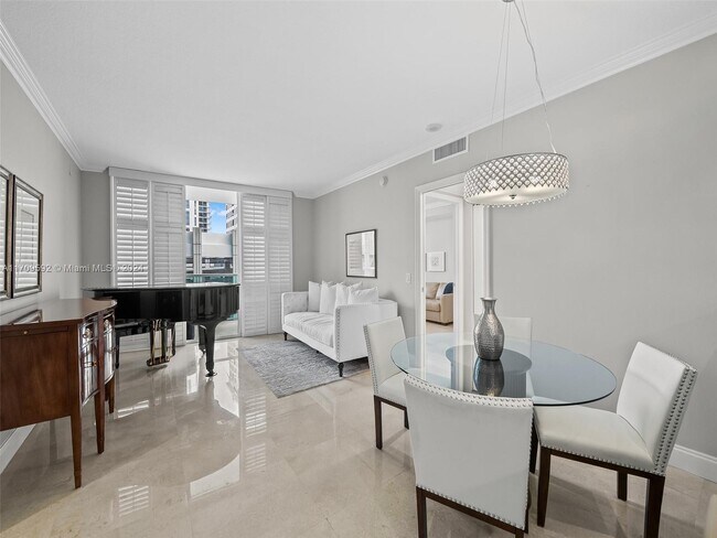 Photo - 350 SE 2nd St Unit #640