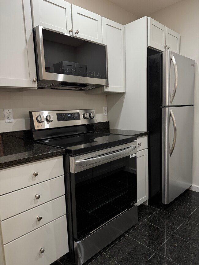 Photo - 1661 Washington St