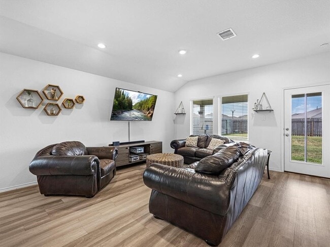 Photo - 21334 Riverdew Dr