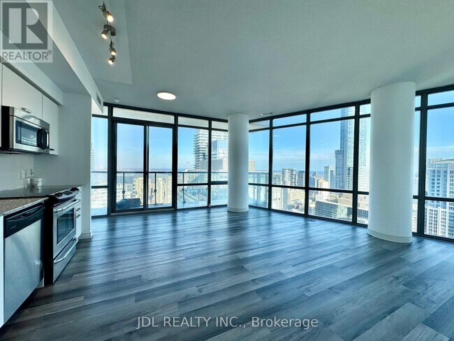 Photo - 832 Bay St. Unité 4608