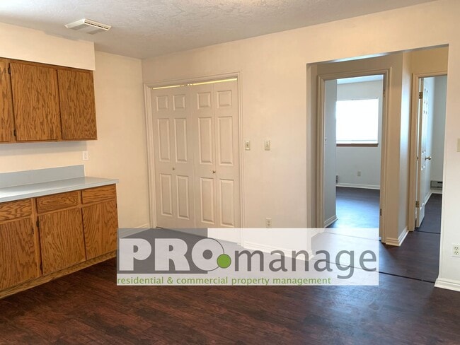 Photo - 2167-2167 Meppen Dr Unit 2161 (UL)