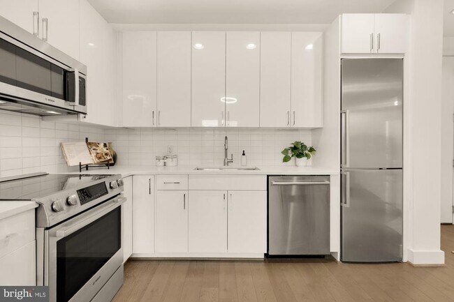 Photo - 1500 Pennsylvania Ave. SE Unit 305