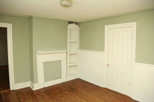 Photo - 920 Anderson St