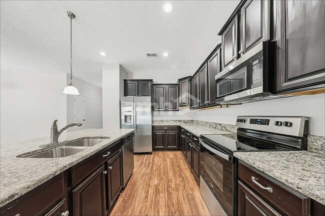Photo - 13159 Royal Pines Ave