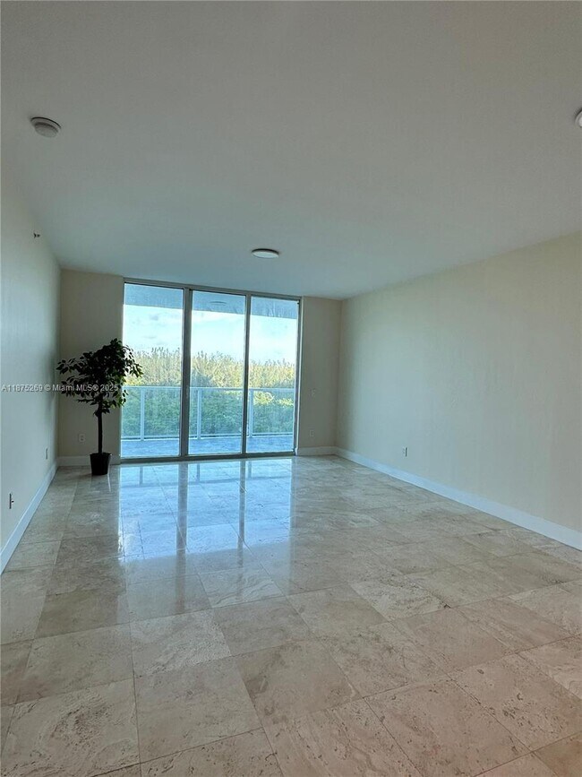 Photo - 15051 Royal Oaks Ln Unidad 603