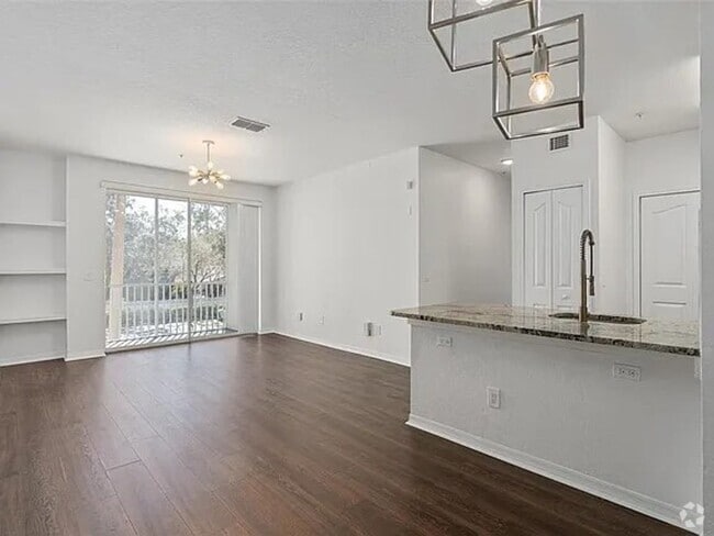 Building Photo - Stylish 2 Bed, 1 Bath Condo in Bella Terra... Unit 205