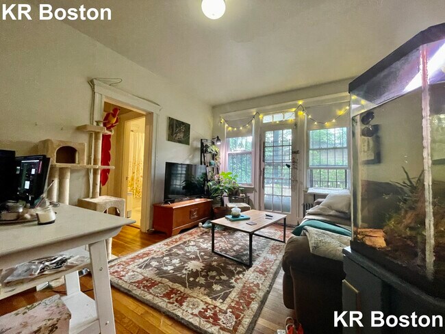 Photo - 1622 Commonwealth Ave Unit 7