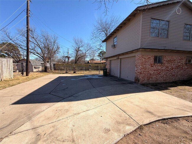 1416 Norwood Dr