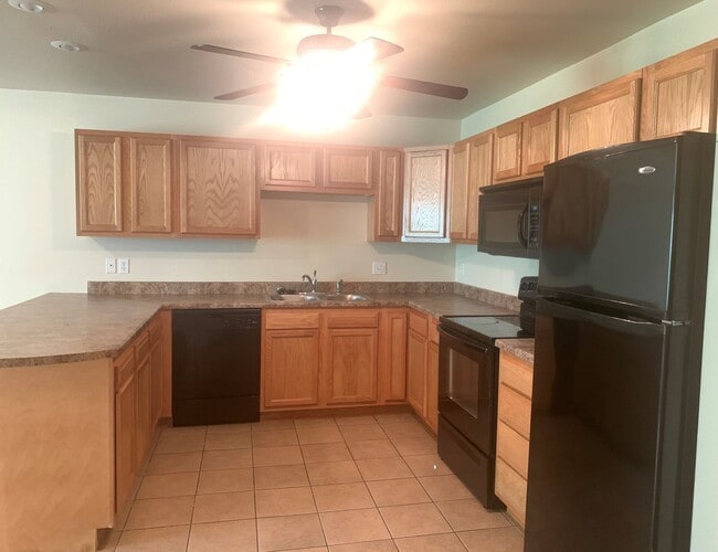 Photo - 6531-MF2-E2 Unit A