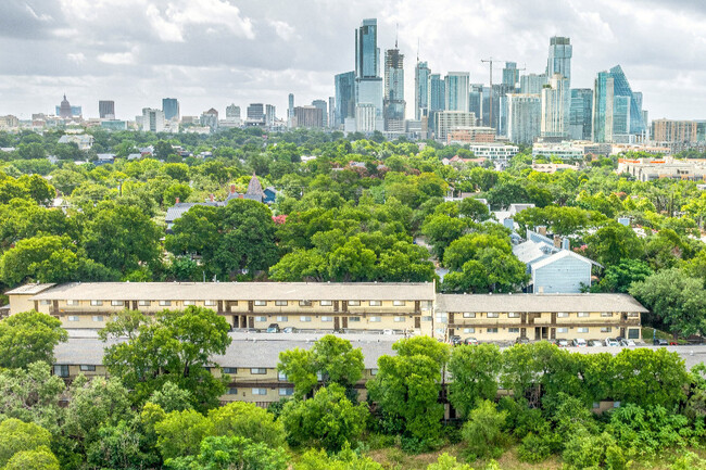 Downtown view - 6th Street West Apartments Austin