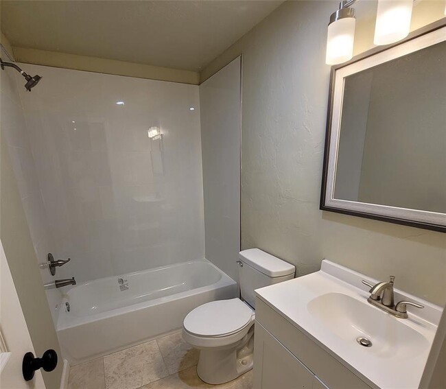 Photo - 506 N Beard Ave