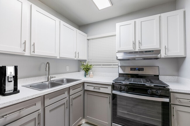 Sun Plaza apartments — community photo