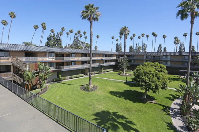Building Photo - Oro Apartments