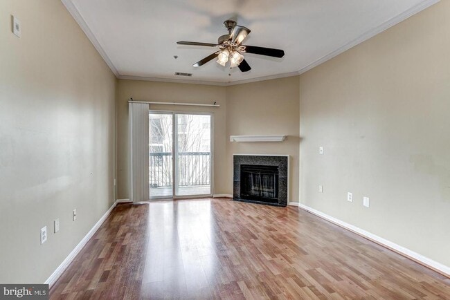 Photo - 5106 Travis Edward Way Unit I