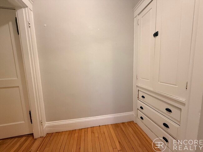 Photo - 11 Story St Unit 3