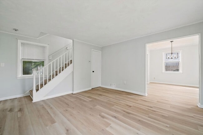 Photo - 1512 Rolfe Pl