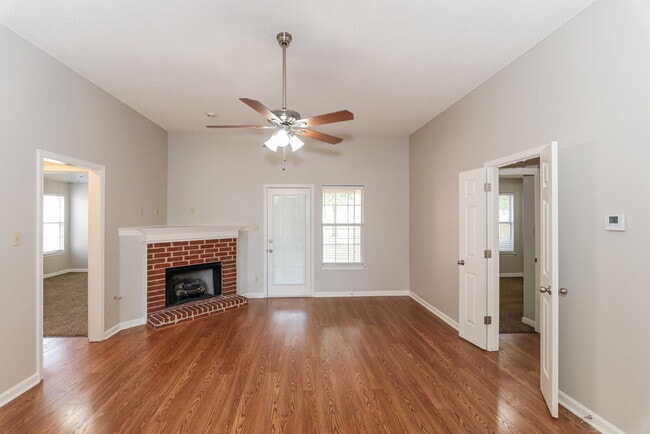 Photo - 1262 Breezy Valley Dr